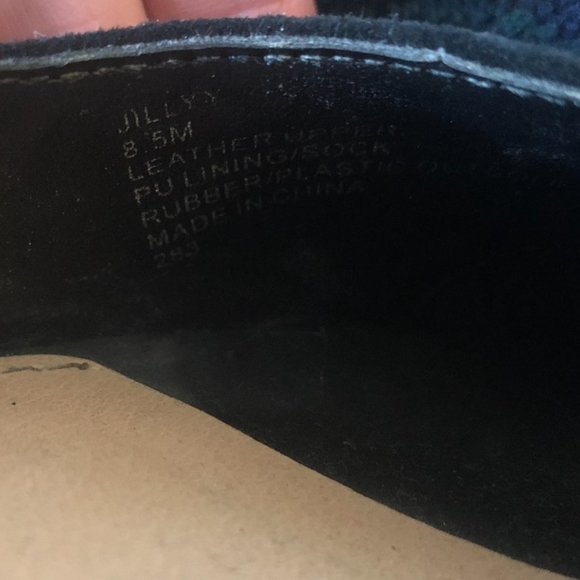 Steve Madden Jillyy Heel - Black Suede - Picture 7 of 7